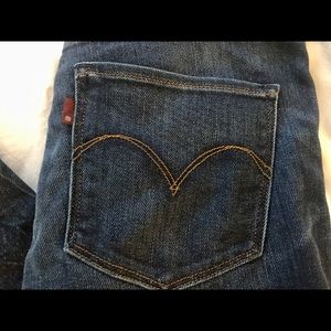 Rare ❤️ Vintage Inspired ❤️ High Rise Levi’s